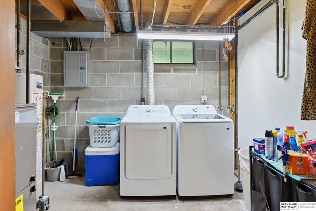 12322 N Street, Omaha, NE 68137