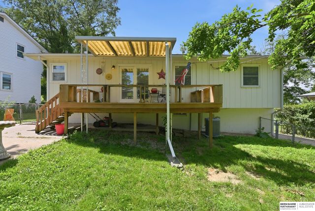12322 N Street, Omaha, NE 68137