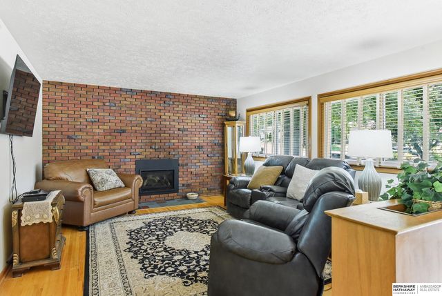 12322 N Street, Omaha, NE 68137