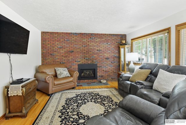 12322 N Street, Omaha, NE 68137