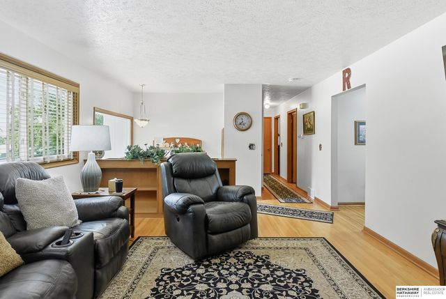 12322 N Street, Omaha, NE 68137