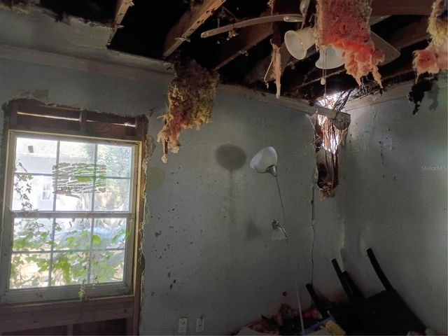 705 W IDLEWILD AVENUE, Tampa, FL 33604