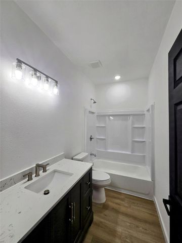 715 Rosedale Street, La Marque, TX 77568