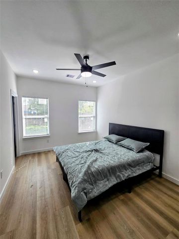 715 Rosedale Street, La Marque, TX 77568