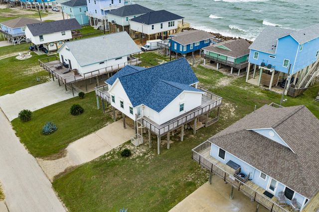 12922 Jolly Roger Drive, Freeport, TX 77541