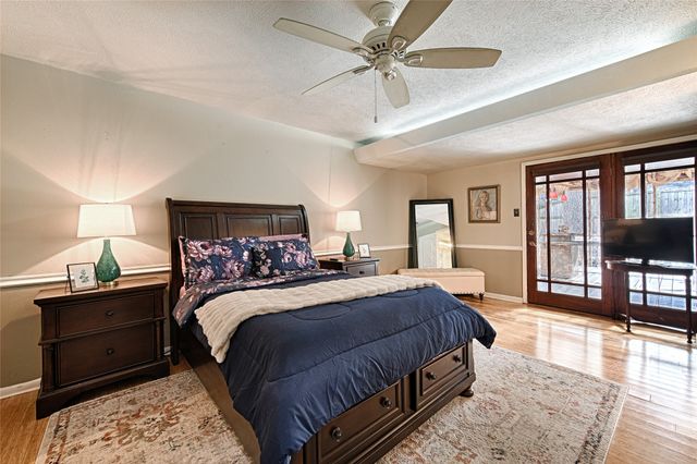 112 Cloudcrest Drive, Desoto, TX 75115