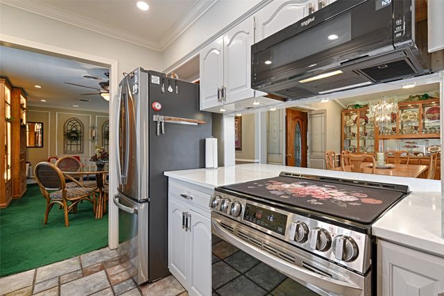 112 Cloudcrest Drive, Desoto, TX 75115