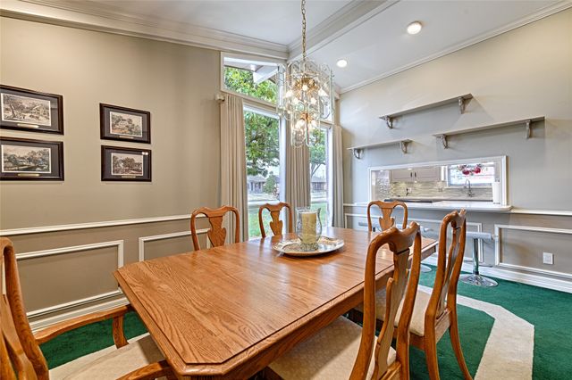 112 Cloudcrest Drive, Desoto, TX 75115