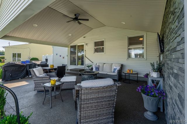 16 Elm Avenue, West Seneca, NY 14224