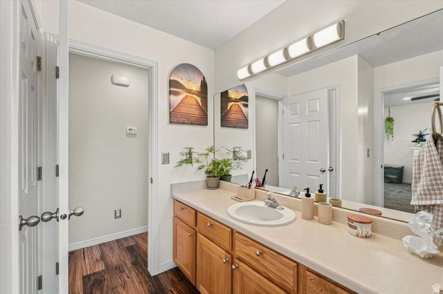 2514 W 2250 N, Clinton, UT 84015