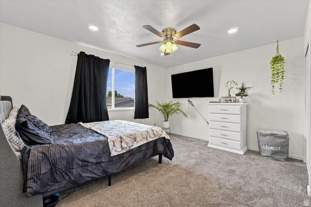 2514 W 2250 N, Clinton, UT 84015