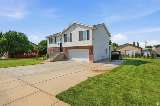 2514 W 2250 N, Clinton, UT 84015