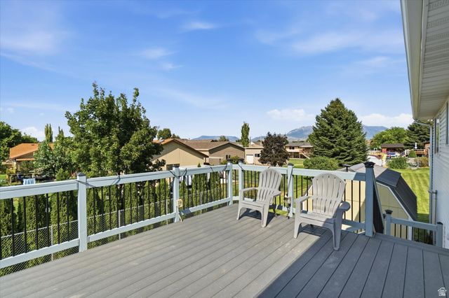 2514 W 2250 N, Clinton, UT 84015