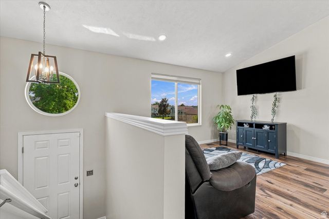 2514 W 2250 N, Clinton, UT 84015