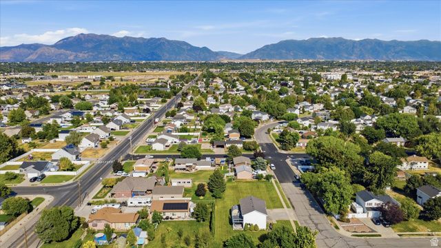 2514 W 2250 N, Clinton, UT 84015