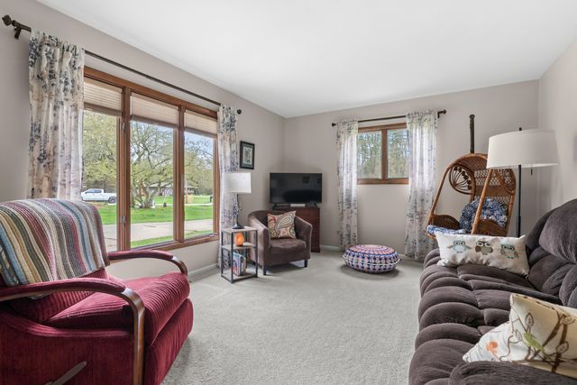 159 Kings Lane, Emmett Twp, MI 49014
