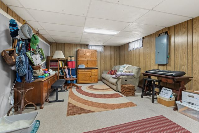 159 Kings Lane, Emmett Twp, MI 49014