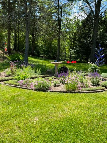 159 Kings Lane, Emmett Twp, MI 49014
