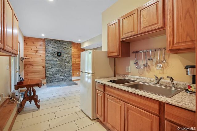 3200 Route 52, Stormville, NY 12582