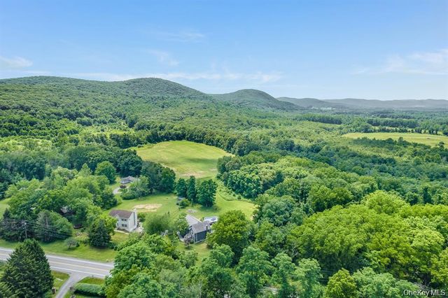 3200 Route 52, Stormville, NY 12582