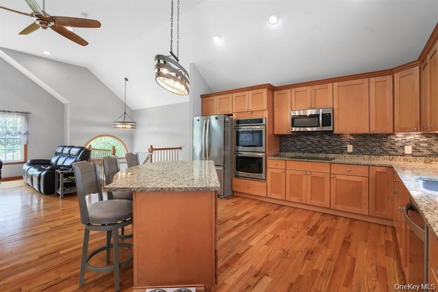 3200 Route 52, Stormville, NY 12582