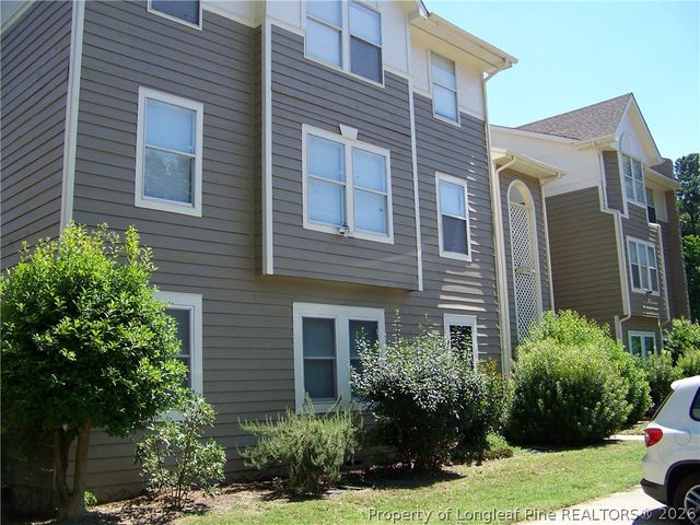 6732 WILLOWBROOK Drive 8, Fayetteville, NC 28314