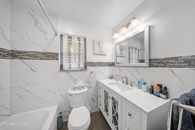 3038 Marvin Circle, Maryville, TN 37803