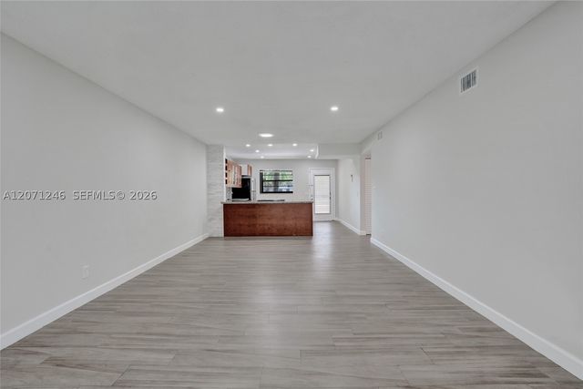 6090 N Sabal Palm Blvd 208, Tamarac, FL 33319