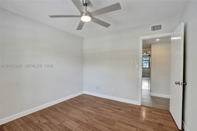 6090 N Sabal Palm Blvd 208, Tamarac, FL 33319