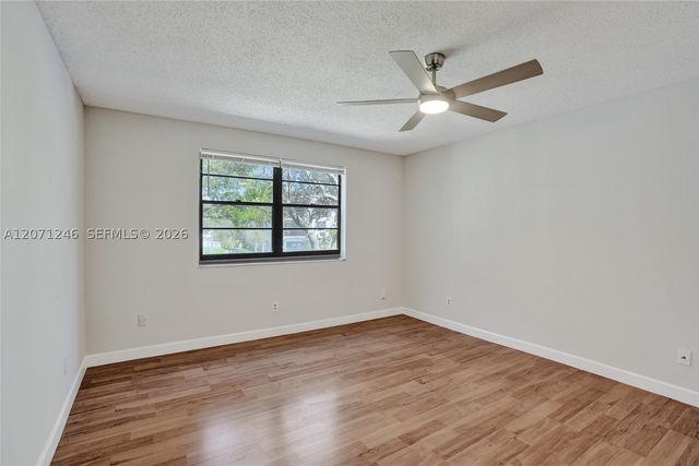 6090 N Sabal Palm Blvd 208, Tamarac, FL 33319
