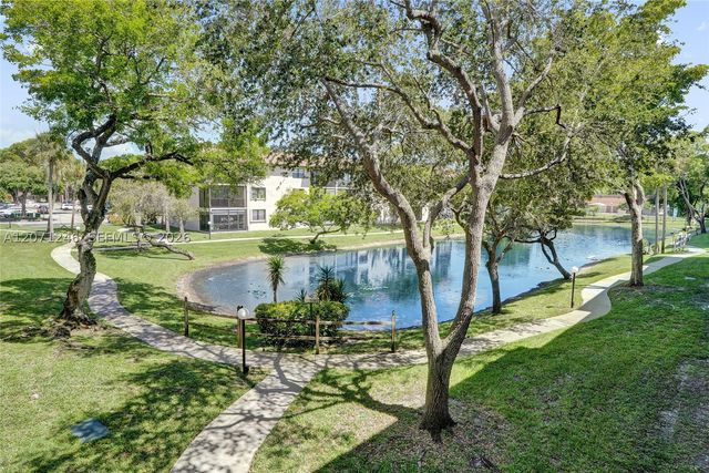 6090 N Sabal Palm Blvd 208, Tamarac, FL 33319