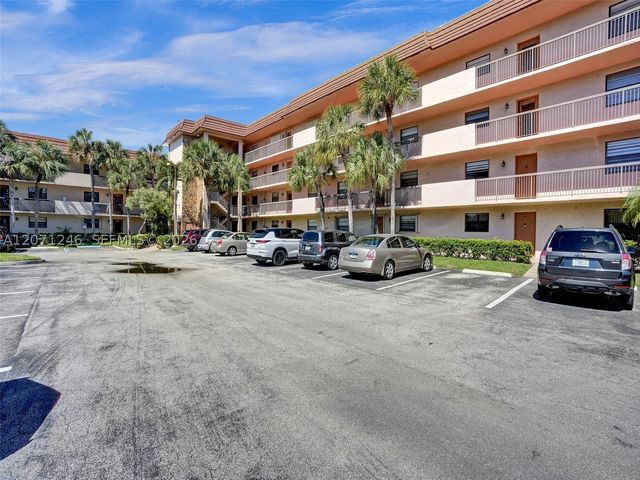 6090 N Sabal Palm Blvd 208, Tamarac, FL 33319