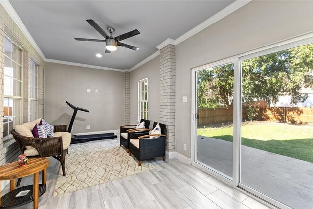 7423 Bradford Pear Drive, Irving, TX 75063