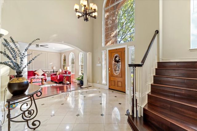 7423 Bradford Pear Drive, Irving, TX 75063