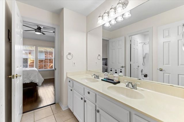 7423 Bradford Pear Drive, Irving, TX 75063