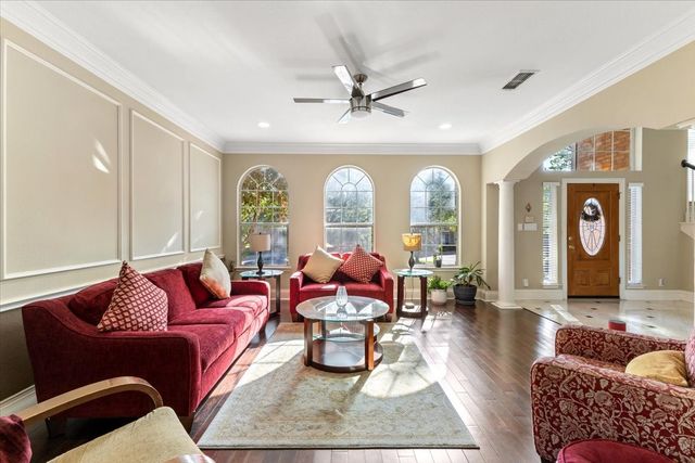 7423 Bradford Pear Drive, Irving, TX 75063