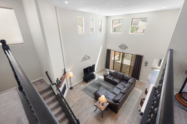 2012 White Dove Street SE, Albuquerque, NM 87123