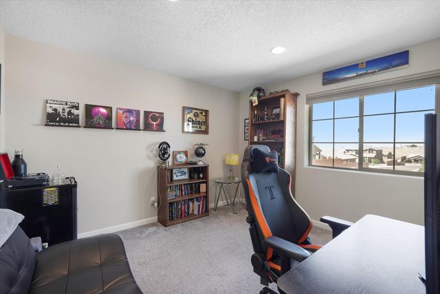 2012 White Dove Street SE, Albuquerque, NM 87123