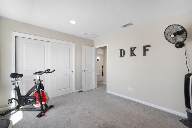 2012 White Dove Street SE, Albuquerque, NM 87123