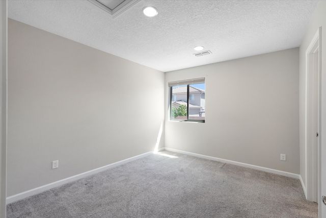 2012 White Dove Street SE, Albuquerque, NM 87123
