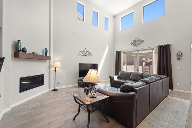 2012 White Dove Street SE, Albuquerque, NM 87123