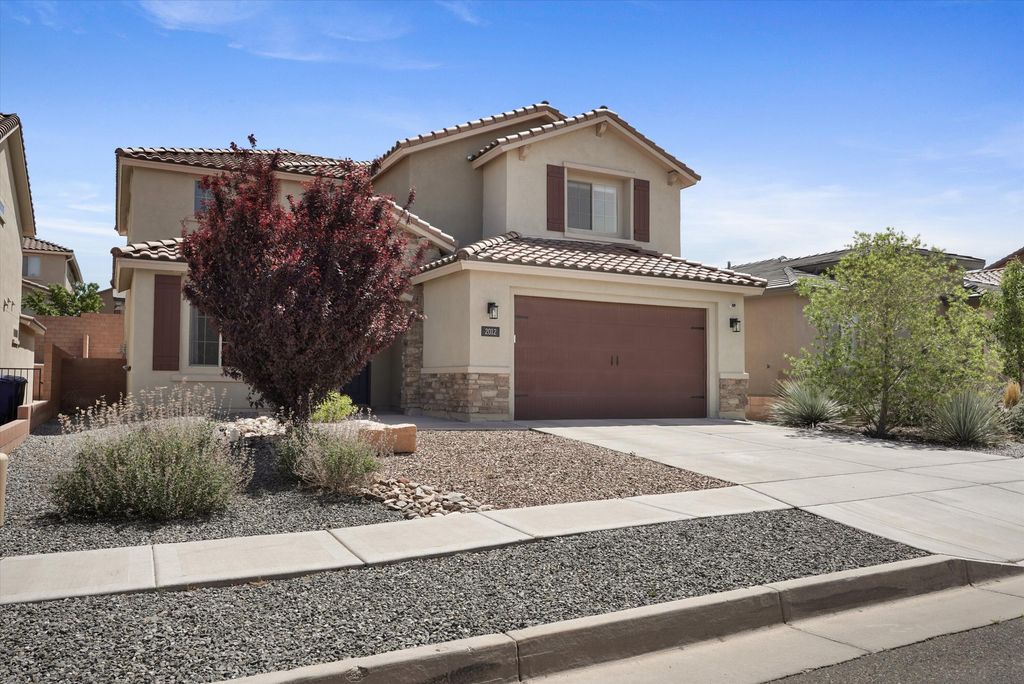 2012 White Dove Street SE, Albuquerque, NM 87123