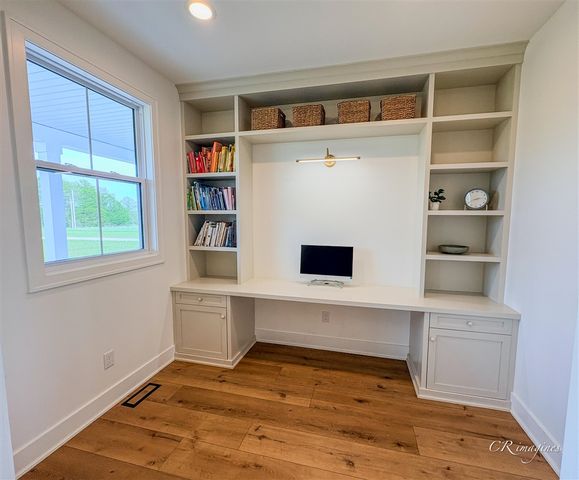 12115 40th Avenue, Allendale, MI 49401