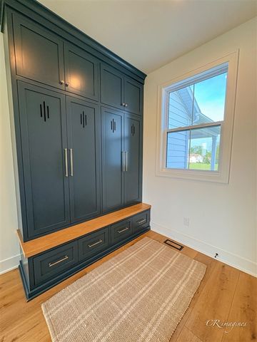 12115 40th Avenue, Allendale, MI 49401
