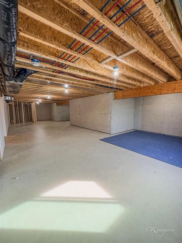 12115 40th Avenue, Allendale, MI 49401