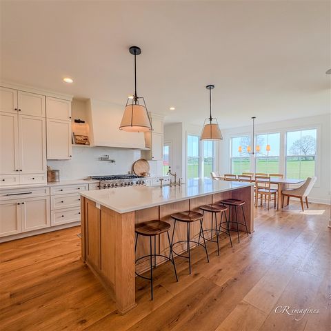 12115 40th Avenue, Allendale, MI 49401
