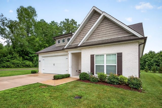 1400 Village Loop, Cookeville, TN 38501