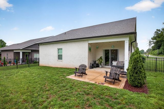 1400 Village Loop, Cookeville, TN 38501