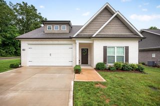 1400 Village Loop, Cookeville, TN 38501