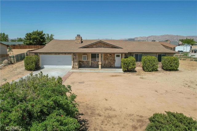 22574 Powhatan, Apple Valley, CA 92308